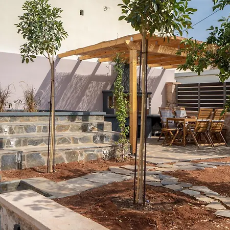 Koilada Family House 2 *