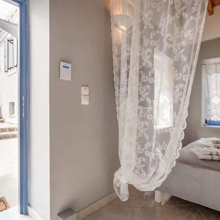 منزل ريفي Koilada Family House 2 *