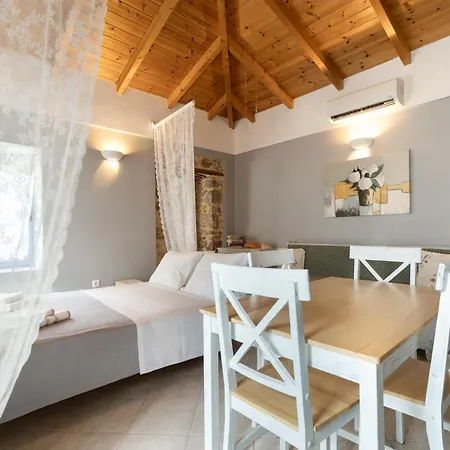 منزل ريفي Koilada Family House 2 *